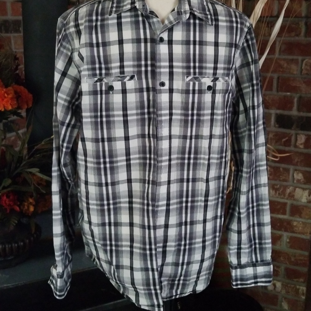 Black and white men's button up shirt